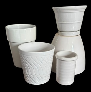 lot 35 image: Wonderful White Planters, Pots and Vases
