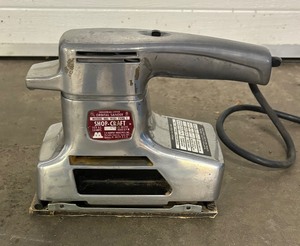 lot 95 image: Shop Craft Sander Model 9151