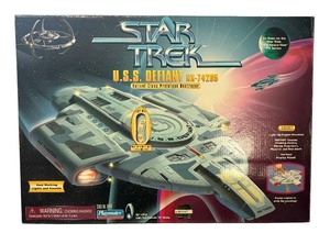 lot 91 image: Playmates Star Trek DS9 USS Defiant NX-74205