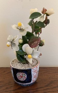 lot 177 image: Pretty Petite Jade Tree Decor