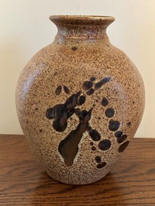 lot 242 image: Artisan Crafted Vase