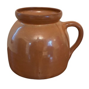 lot 254 image: Vintage Pottery Bean Pot