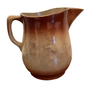 lot 295 image: Vintage Watt Ware Pitcher