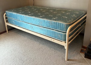 lot 47C image: Vintage White Metal Bed Frame