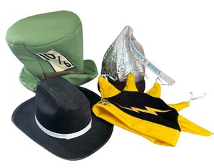 lot 319 image: Collection of Fun Hats