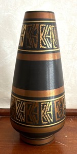 lot 336 image: Vintage Dumler & Breiden Vase
