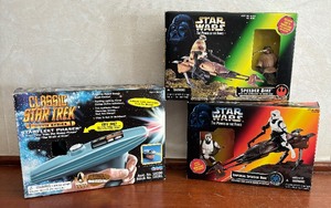 lot 364 image: Star Wars Imperial Speeder Bike, Speeder Bike with Luke Skywalker and Star Fleet Phaser