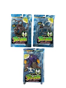 lot 162 image: Todd McFarlands Spawn Deluxe Edition Ultra Action Figures