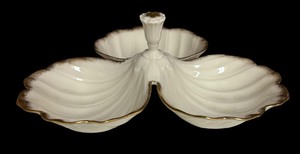 lot 429 image: Lenox Greenbrier 3-Part Divided CandyRelish Dish Center Handle