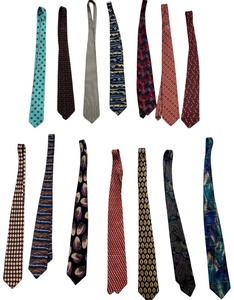 lot 443 image: Vintage Ties in Various Styles