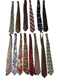 lot 395 image: Vintage Neckties, Including Nordstrom, Nautica and More