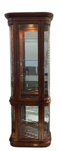 lot 8 image: Gorgeous Curved Glass Lighted Curio Cabinet