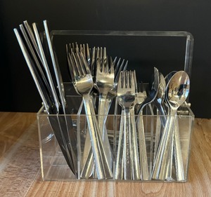 lot 464 image: Hampton Silversmiths Flatware with Lucite Holder