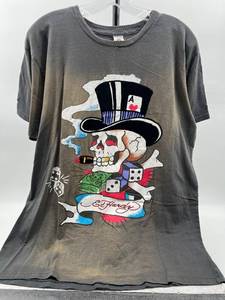 lot 142 image: Ed Hardy XL Vintage T-Shirt with Skull and Dice Design
