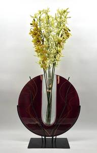lot 149 image: Artisan Blown Glass Vase with Elegant Stand