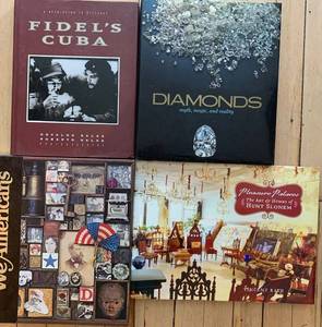 lot 500 image: Collection of 4 Coffee Table Books on Art and Culture