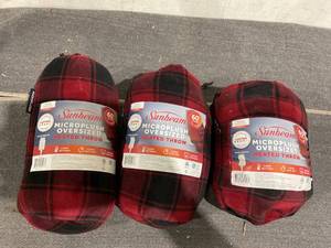 lot 119 image: LOT OF 3 Sunbeam Microplush Oversized Heated Throw, 60x80