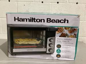 lot 486 image: Hamilton Beach Easy View XL Toaster Oven with Sure-Crisp Air Fry, 1750W, 6 Slice Capacity, 31460
