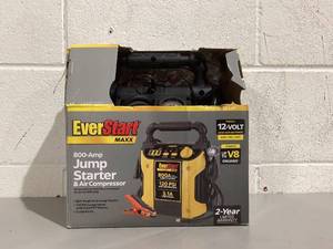 lot 492 image: EverStart 800 Peak Amp Jump Starter with 120 PSI Compressor, Pivoting LED Light, 3X USB Ports