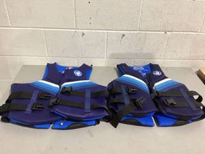 lot 509 image: LOT OF 2 Adult Life Jackets Size LXL