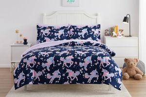 lot 110 image: 7PCS Full Size Your Zone Glow in the Dark Unicorn Bed in a Bag
