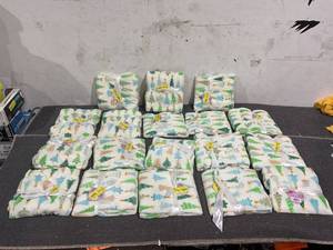 lot 177 image: LOT OF 18 Parents Choice Xmas Tree Forest Plush Fleece Baby Blanket