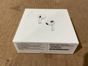 lot 302 image: Apple AirPods (3rd Generation) MPNY3LLA