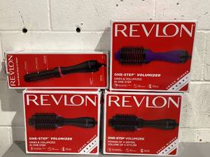 lot 530 image: LOT OF 4 Revlon Hair Acessories