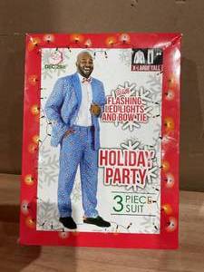 lot 425 image: Dec 25th Mens Holiday Life Of The Party 3-Piece LED Light Up Suit Set  X-Large Tall
