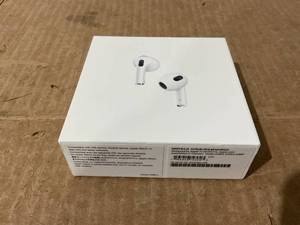 lot 35 image: Apple AirPods (3rd Generation) MPNY3LLA