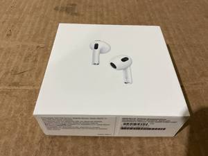 lot 36 image: Apple AirPods (3rd Generation) MPNY3LLA