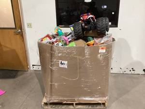 lot 95 image: Wholesale Pallet of Toys