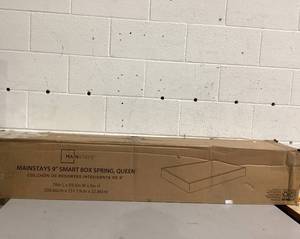 lot 584 image: Queen Size Mainstays 9 High Profile Smart Metal Box Spring