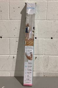 lot 599 image: Perma Retractable Baby Gate for Ages 6-24 Months, 71x33