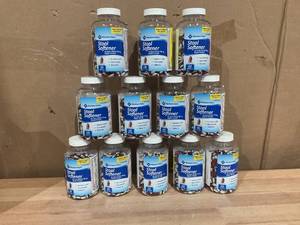 lot 376 image: LOT OF 12 Members Mark Stool Softener 100 mg
