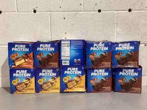 lot 604 image: LOT OF Protein Treats