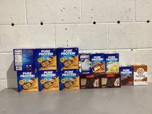 lot 605 image: LOT OF Protein Treats