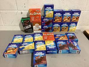 lot 606 image: LOT OF Protein Treats