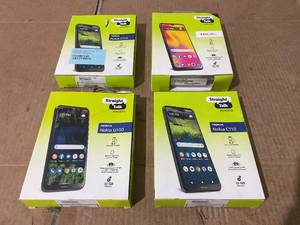 lot 336 image: LOT OF 4 Straight Talk Cell Phones