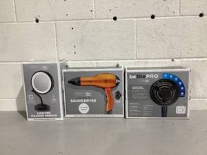 lot 608 image: LOT OF 3 Miscellaneous Conair Items