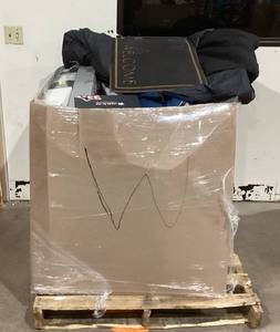 lot 904 image: Wholesale Pallet of Miscellaneous Items
