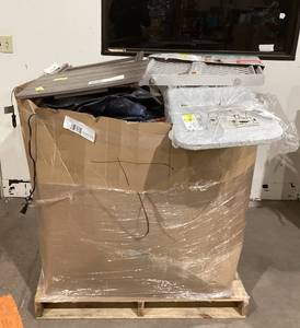 lot 907 image: Wholesale Pallet of Miscellaneous Items