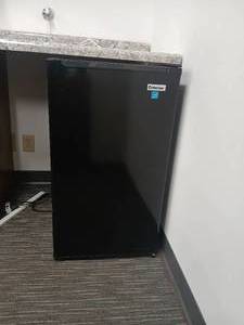 Dorm-sized refrigerator