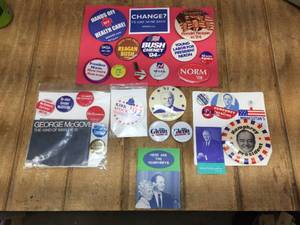 lot 295 image: Vintage Political Buttons