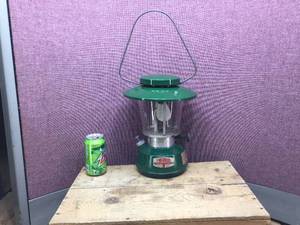 lot 104 image: Vintage Thermos #8326 Camp Lantern - Clean
