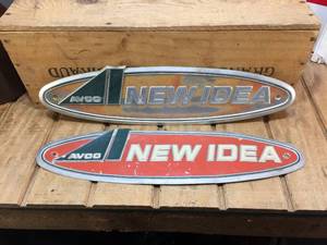 lot 124 image: Vintage NEW IDEA Metal Implement Badges - 18