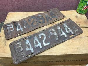 lot 137 image: Pair 1938 Minn. License Plates