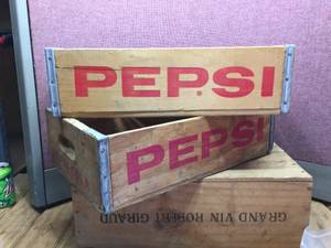lot 182 image: 2 Vintage Pepsi Wooden Crates