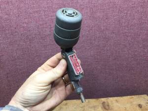 lot 184 image: Vintage AURICON E-7 High Fidelity Microphone