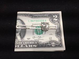 lot 185 image: 1933 Chicago Worlds Fair Money Clip wth $2 Bill